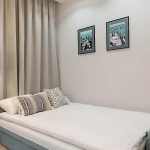 Apartament Twarda 14 - Elegant By Renters, Warszawa