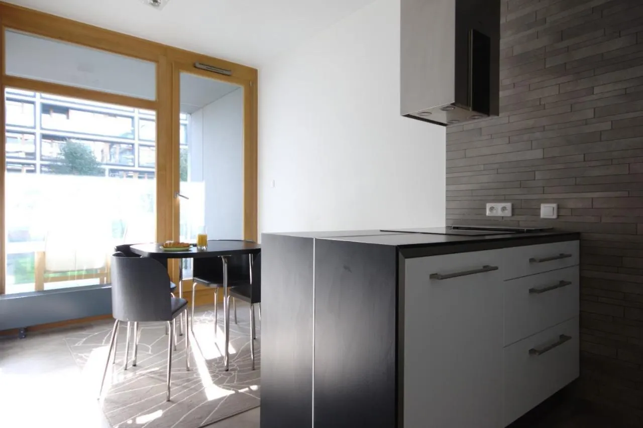 Chopin Apartments - City Warszawa Polska